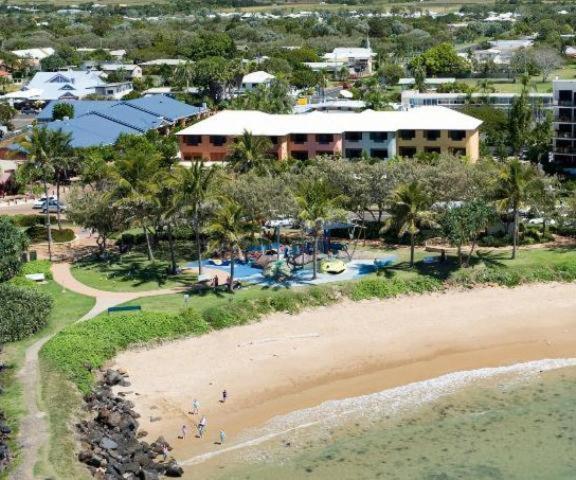 Kacy'S Bargara Beach Motel Exterior photo